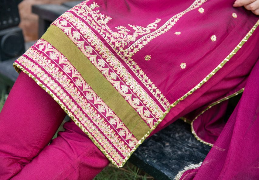 OMAL BY KOMAL*SUMMER 3PCS EMBROIDERED UNSTITCHED COLLECTION