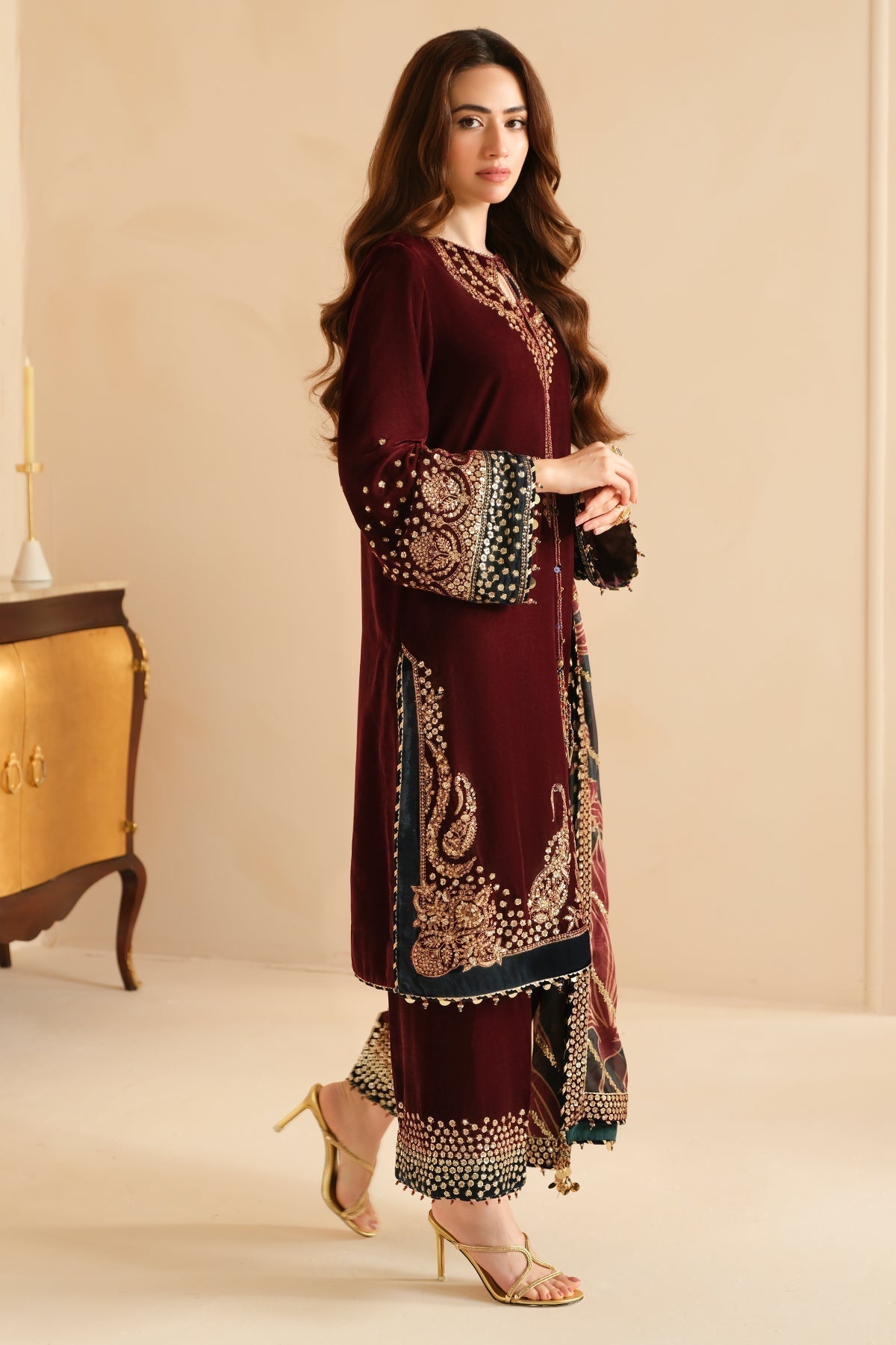 Jazmin 3PC Embroidered Velvet Suit with Embroidered Organza Dupatta