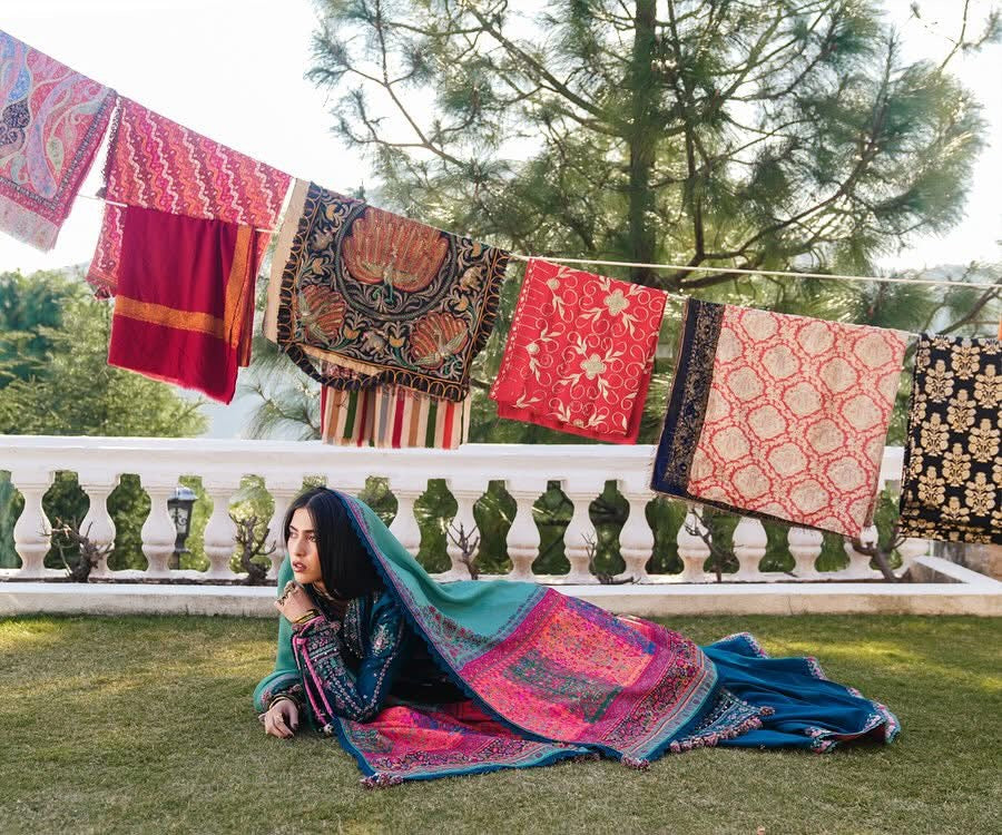 Hussain Rehar Unstitched Dhanak 3PC With Printed Shawl GR