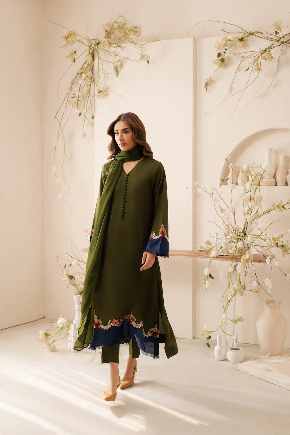 VINTAGE LUXURY UNSTITCHED DHANAK 3PC