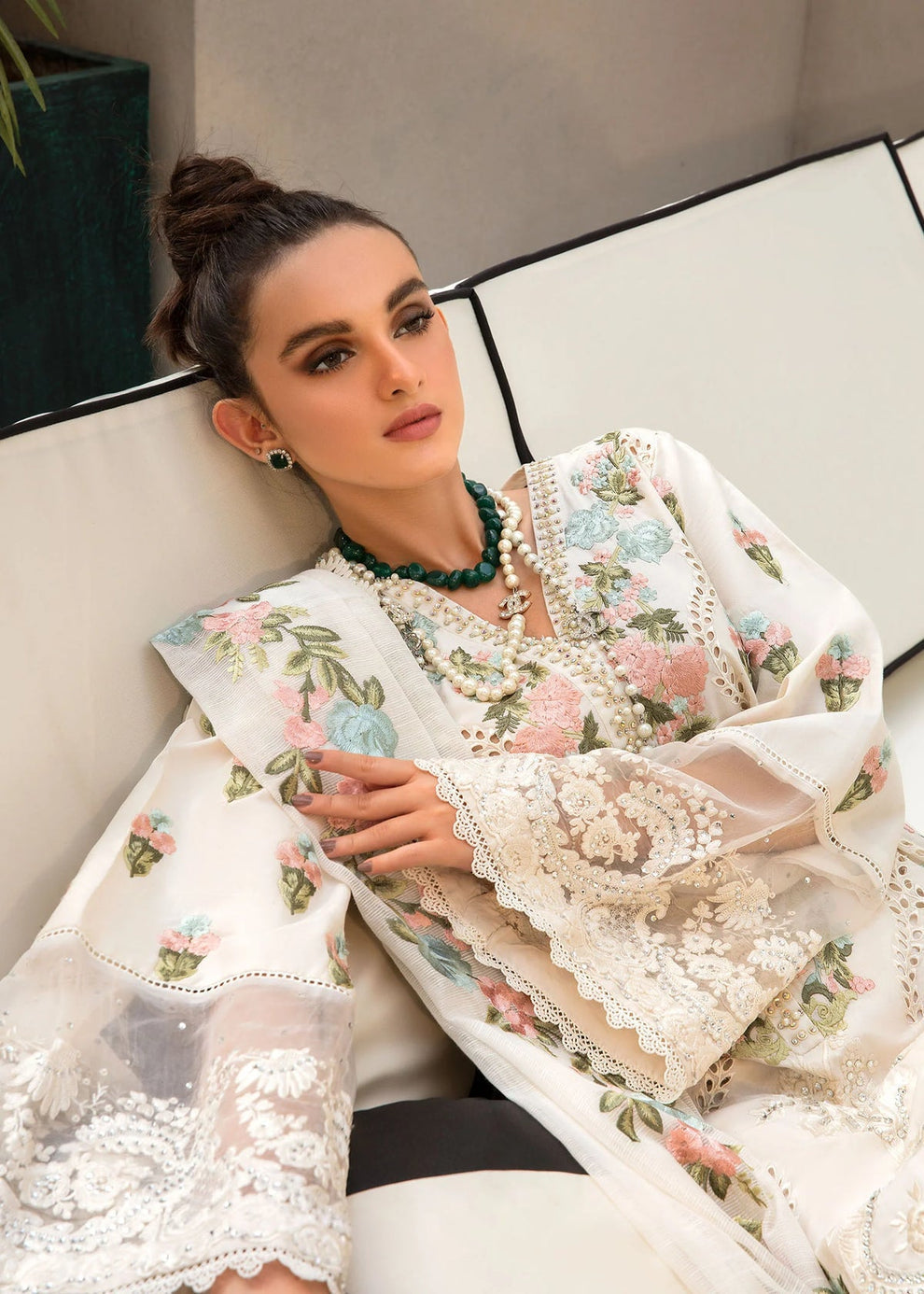 CRIMSON UNSTITCHED 3PC DHANAK COLLECTION