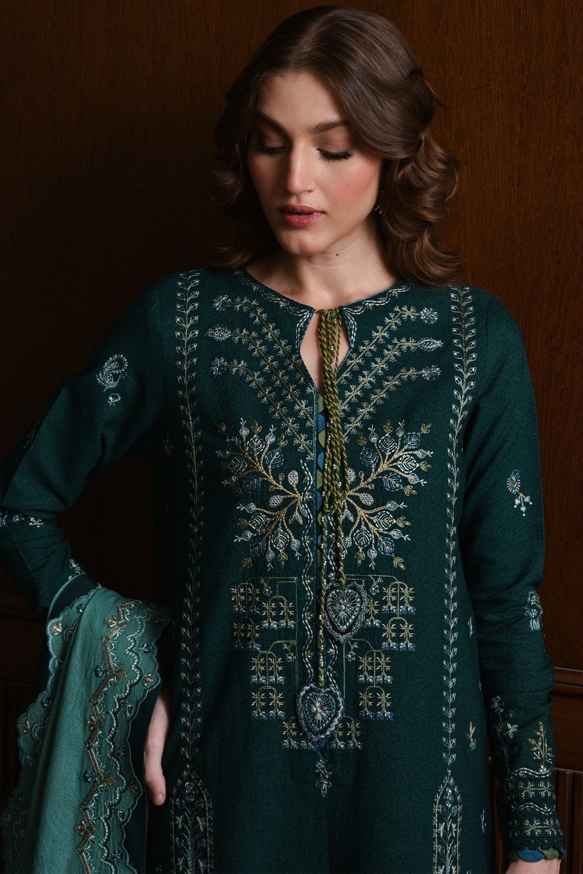 BATIK-3PC KARANDI EMBROIDERED SHIRT WITH DHANAK EMBROIDERED SHAWL AND TROUSER