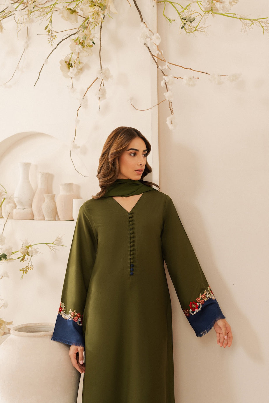 VINTAGE LUXURY UNSTITCHED DHANAK 3PC