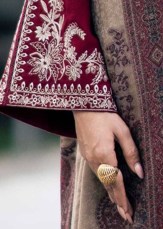 IZEL 3PC LAWN CAUSAL UNSTITCHED COLLECTION