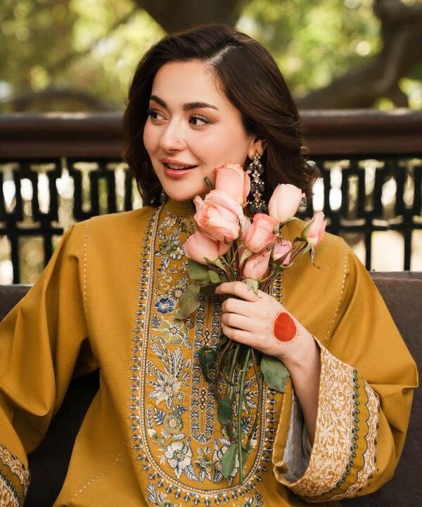 SAPPHIRE 3PC DHANAK UNSTITCHED EMBROIDERED COLLECTION