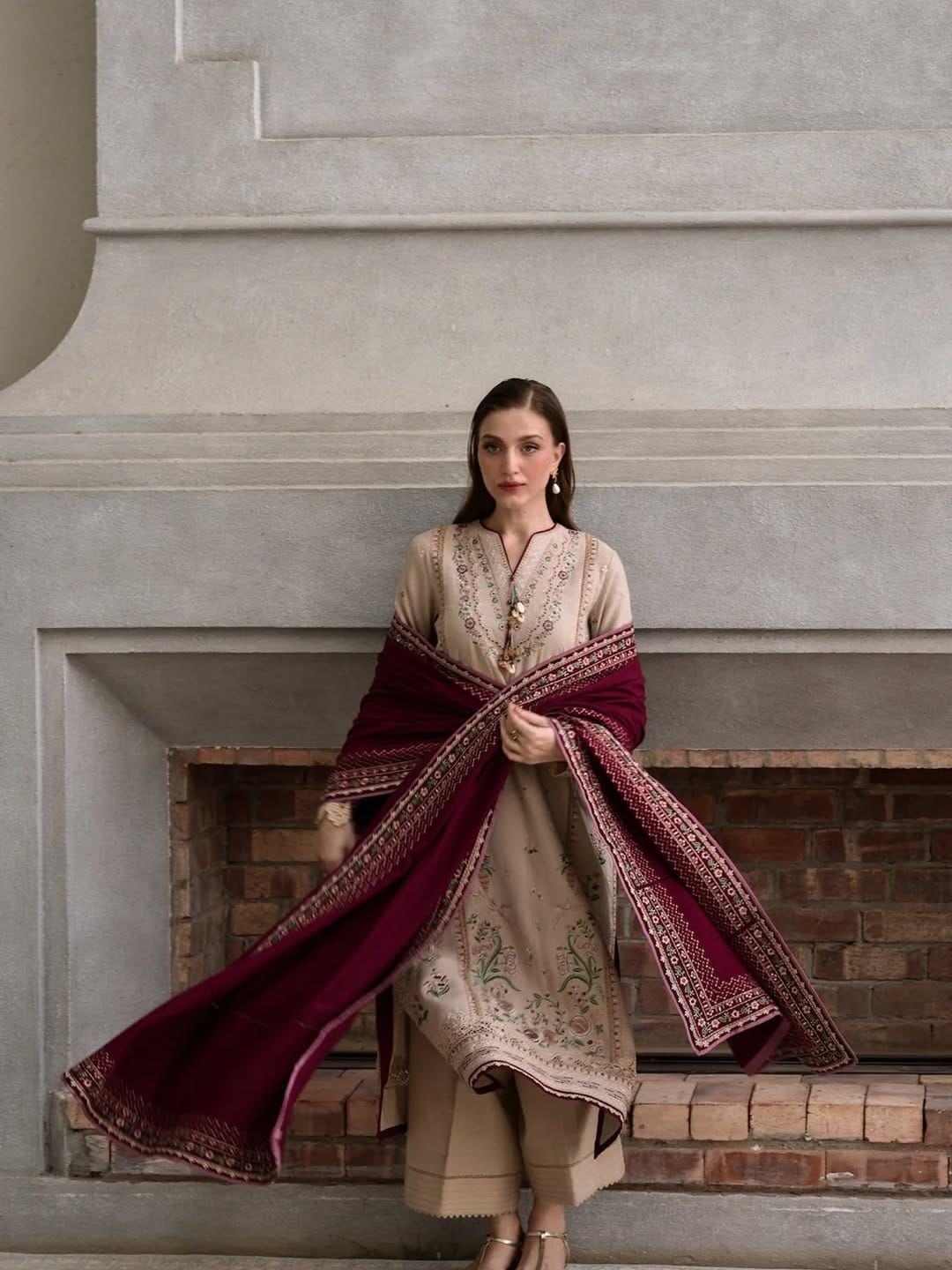 IZEL 3PC DHANAK EMBROIDERED COLLECTION