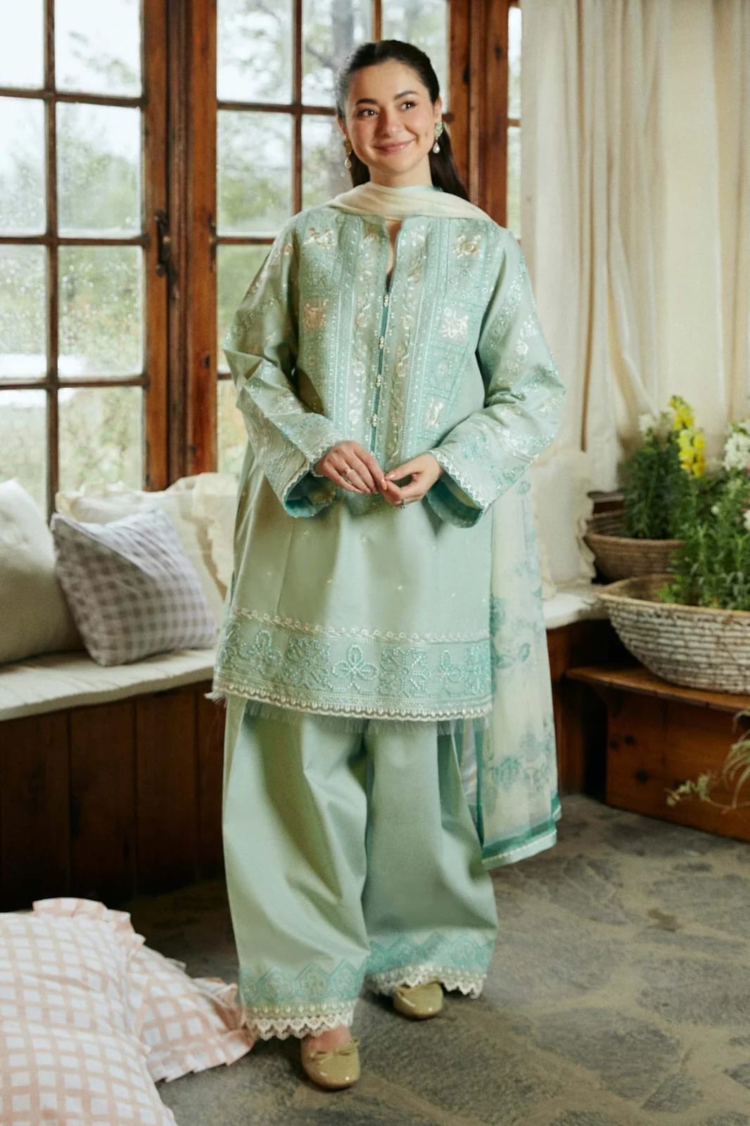 ZARA SHAHJAHAN 3PC LAWN EMBROIDERED UNSTITCHED COLLECTION