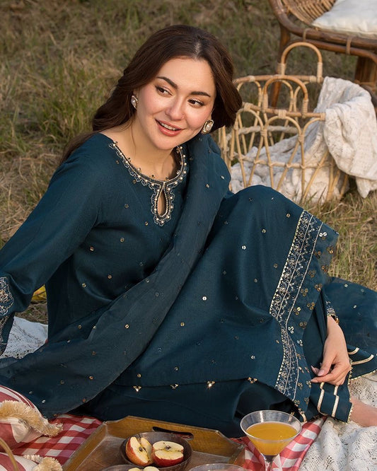 ALLEY'S UNSTITCHED DHANAK EMBROIDERED 3PC WITH HEAVY EMBROIDERED DUPATTA