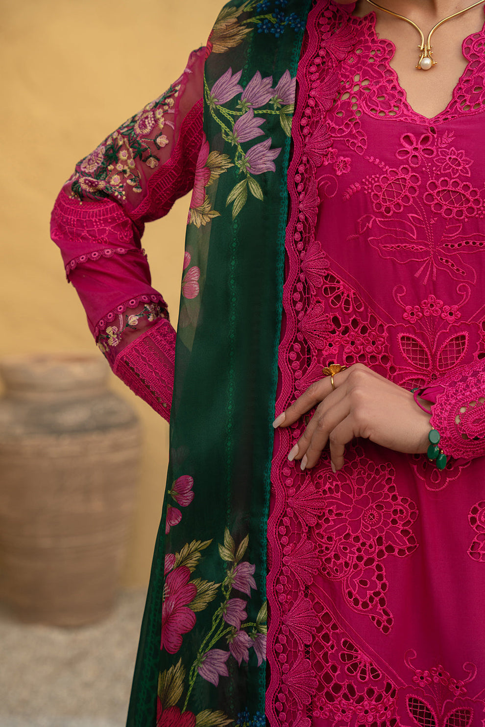 Saira Rizwan Unstitched lawn 90/70 Embroidered 3PC With Printed Bana dora