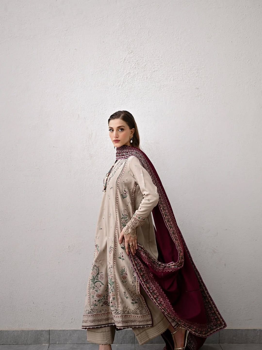 IZEL 3PC DHANAK EMBROIDERED COLLECTION