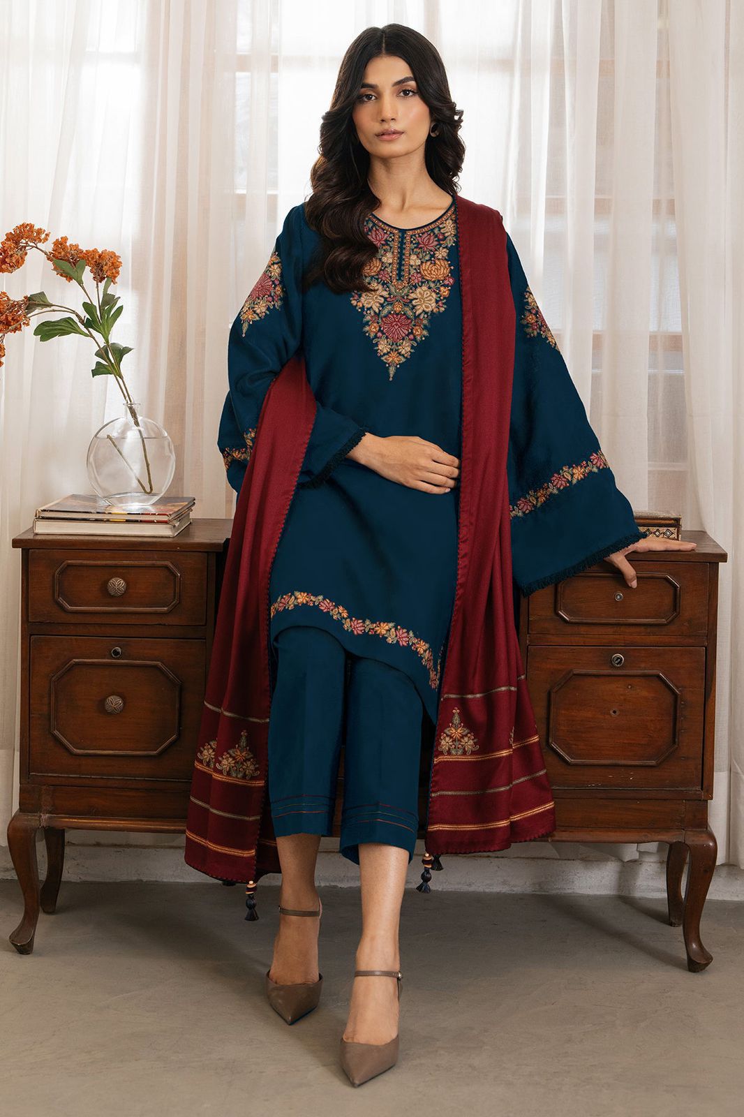 Jazmin MOST DEMANDING EDITION* *03PCS UNSTITCHED SUIT* *FABRIC Lawn90’88
