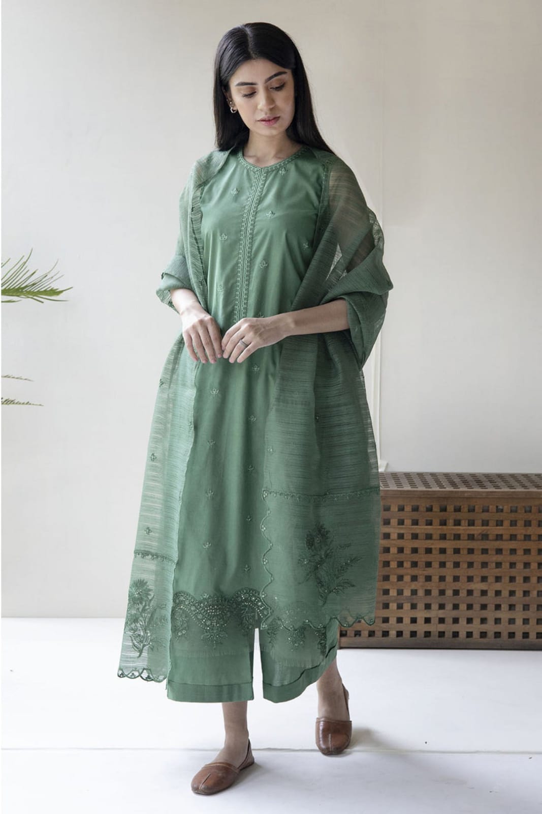 DYOT 3PCS LAWN EMBROIDERED UNSTITCHED COLLECTION