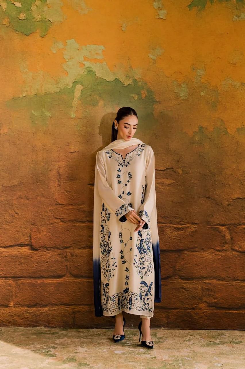 MOST DEMANDING EDITION* *03PCS UNSTITCHED SUIT* *FABRIC lawn90/70