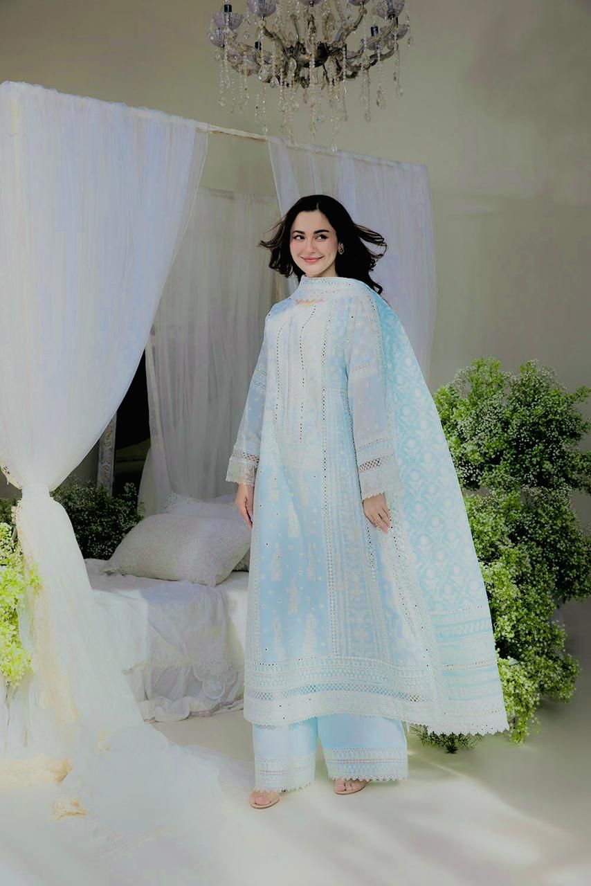 SOBIA NAZIR LAWN 3PCS EMBROIDERED UNSTITCHED COLLECTION