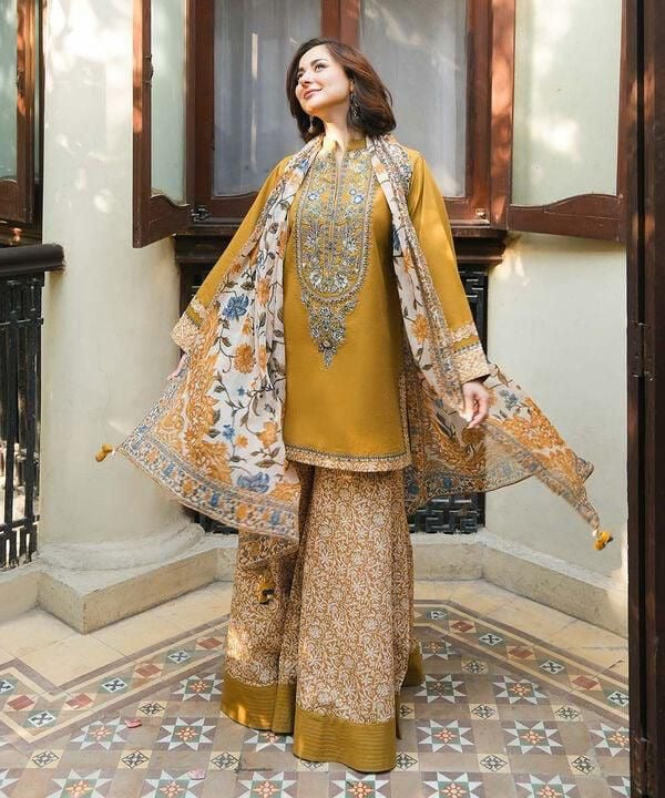 SAPPHIRE 3PC DHANAK UNSTITCHED EMBROIDERED COLLECTION