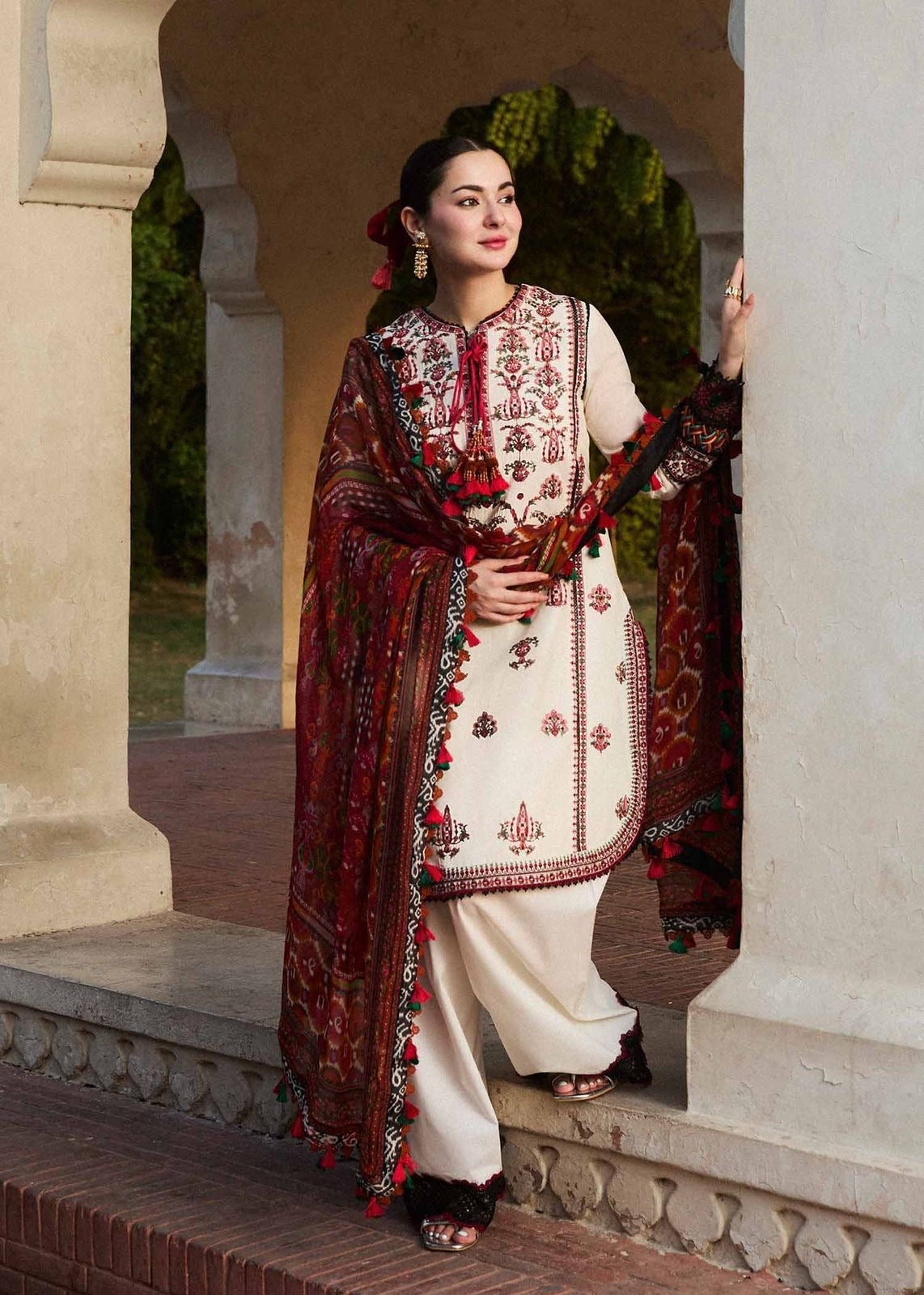 QALAMKAR-3PCS HAVEY SHAWL DHANAK COLLECTION